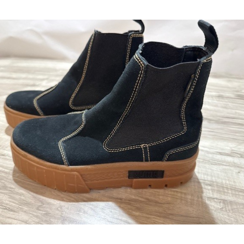 Puma Women's Mayze Chelsea Suede Gum Platform Sole Boots-Size 8